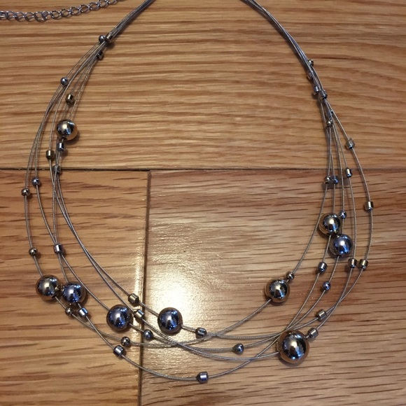 FREE WITH PURCHASE Jewelry Bundle - Picture 2 of 6